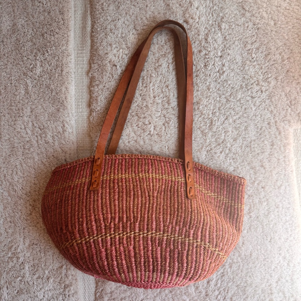Jute basket bag